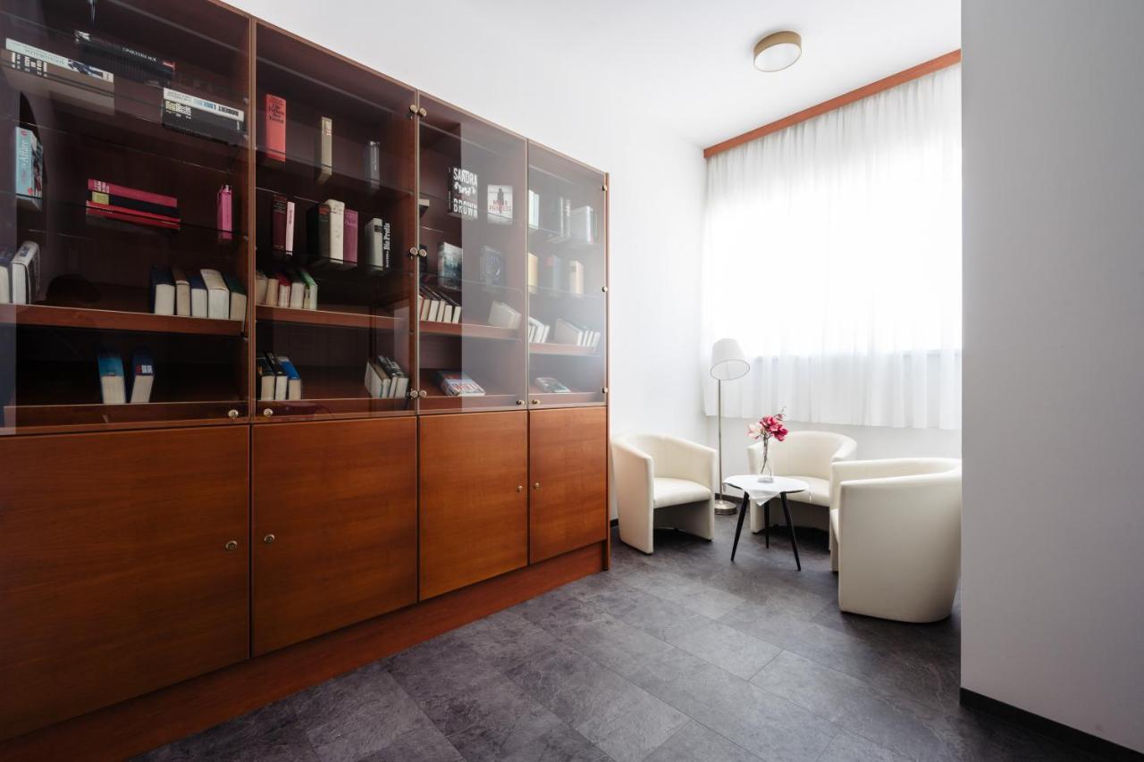 Landhotel Freitag Sankt Paul im Lavanttal エクステリア 写真